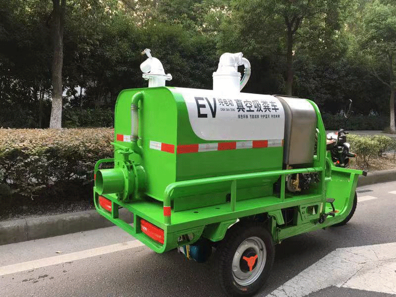 三轮吸粪车-(3).png